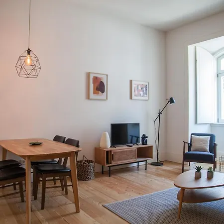 Flh Praca Comercio Wood Design Flat Lissabon Buitenkant foto